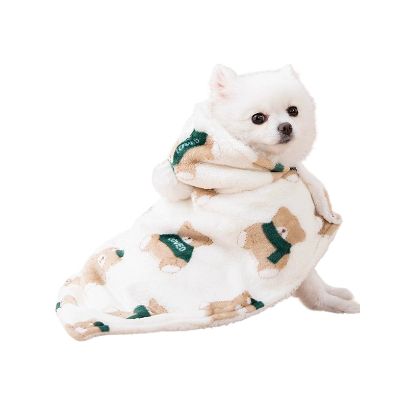 Winterwarme mantelkleding voor hond en kat 